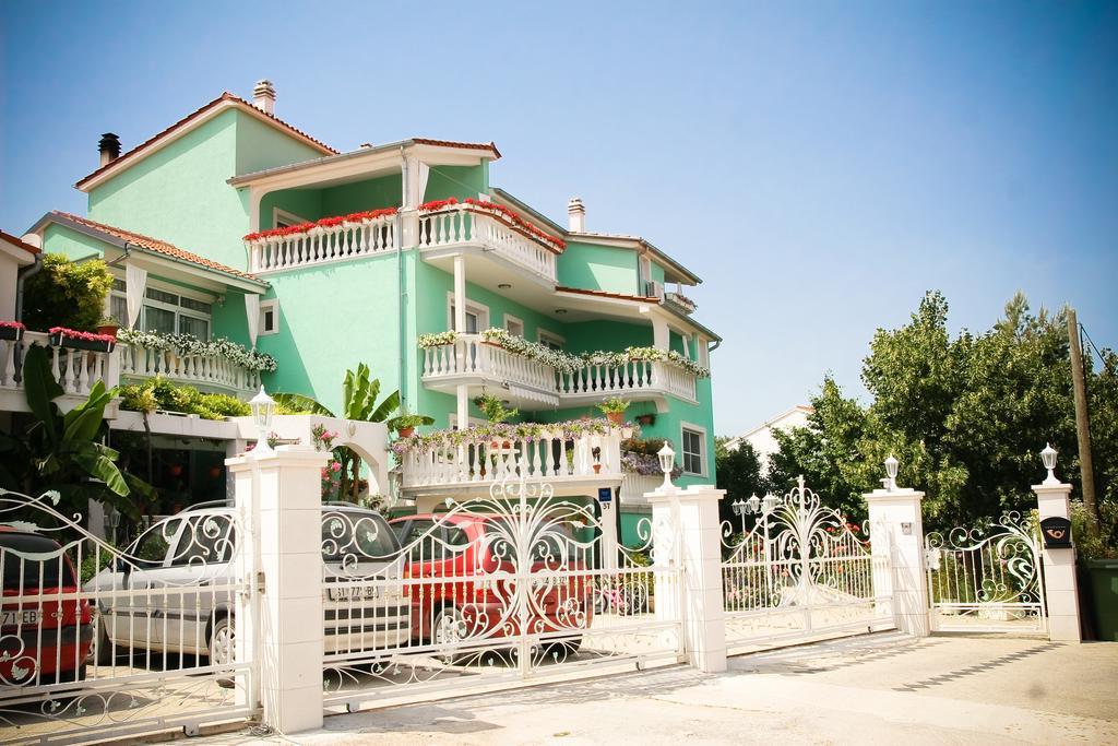 Apartments Katarine Zrinske Водице Екстериор снимка
