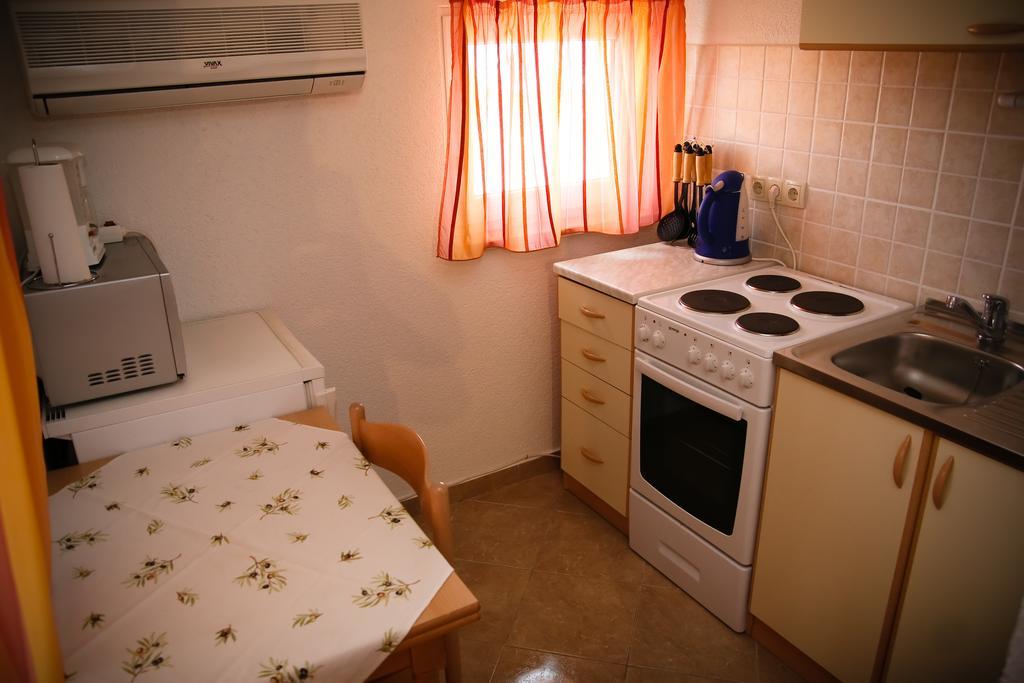 Apartments Katarine Zrinske Водице Екстериор снимка