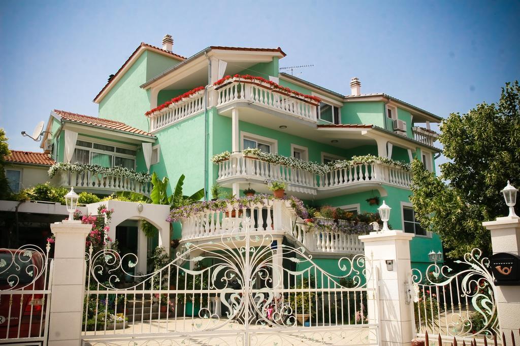 Apartments Katarine Zrinske Водице Екстериор снимка
